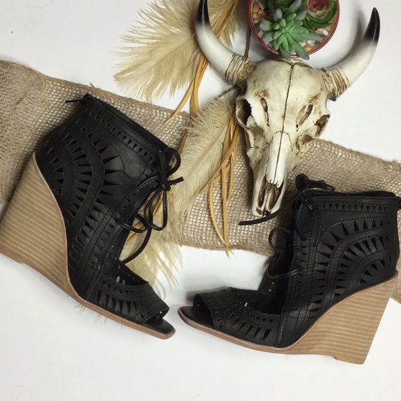 jeffrey campbell laser cut wedge